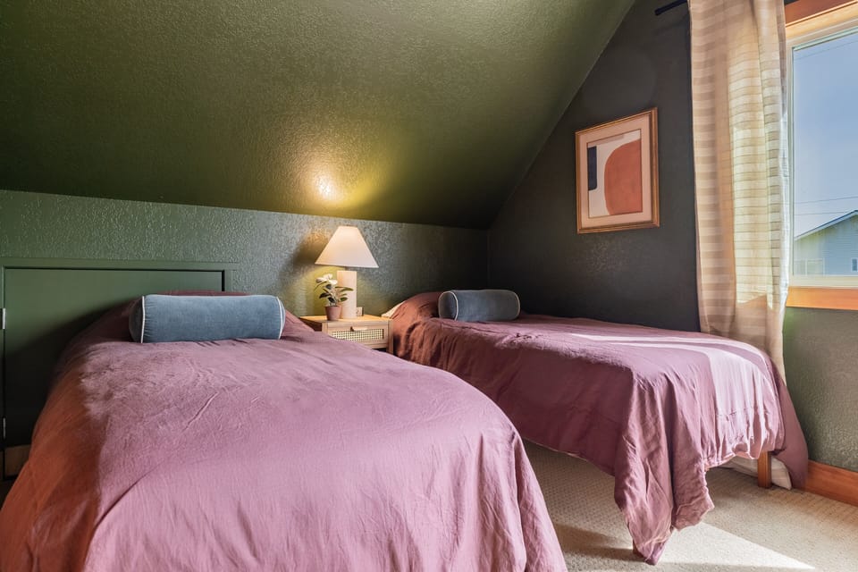 Bedroom 2: 1 queen bed, 2 twin beds, and crows nest with views.