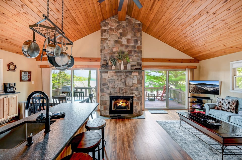 Main room overlooking lake