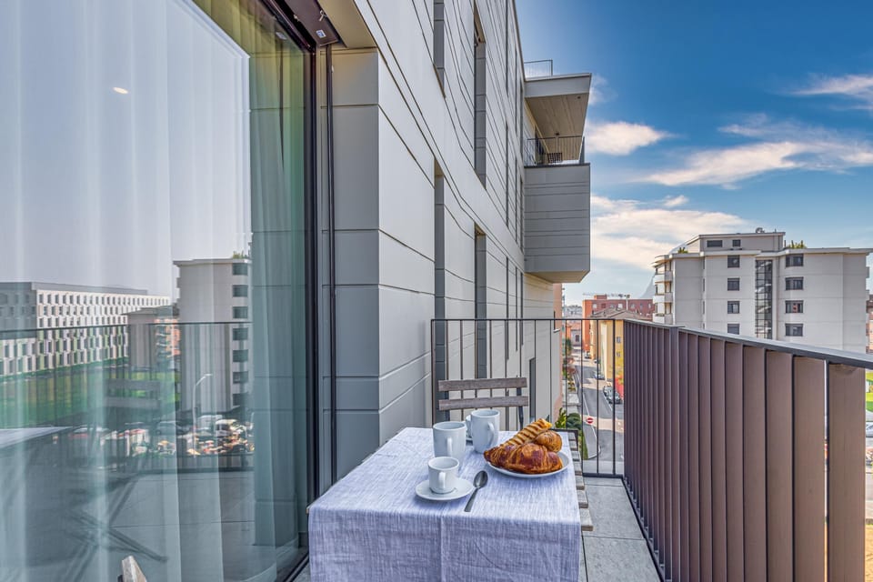 Terrace with table and chairs