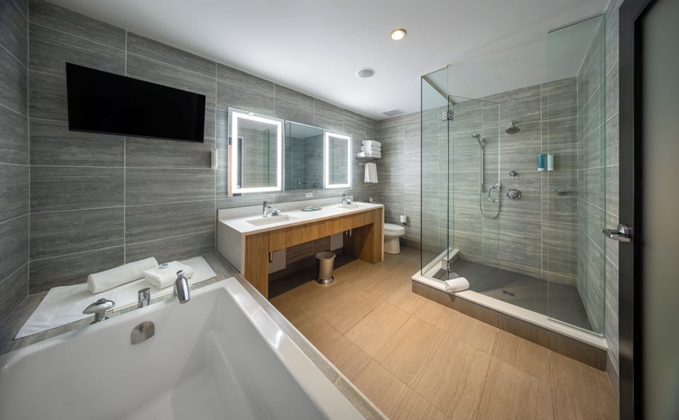 Presidential Suite, 1 King Bed | Premium bedding, pillowtop beds, minibar, in-room safe