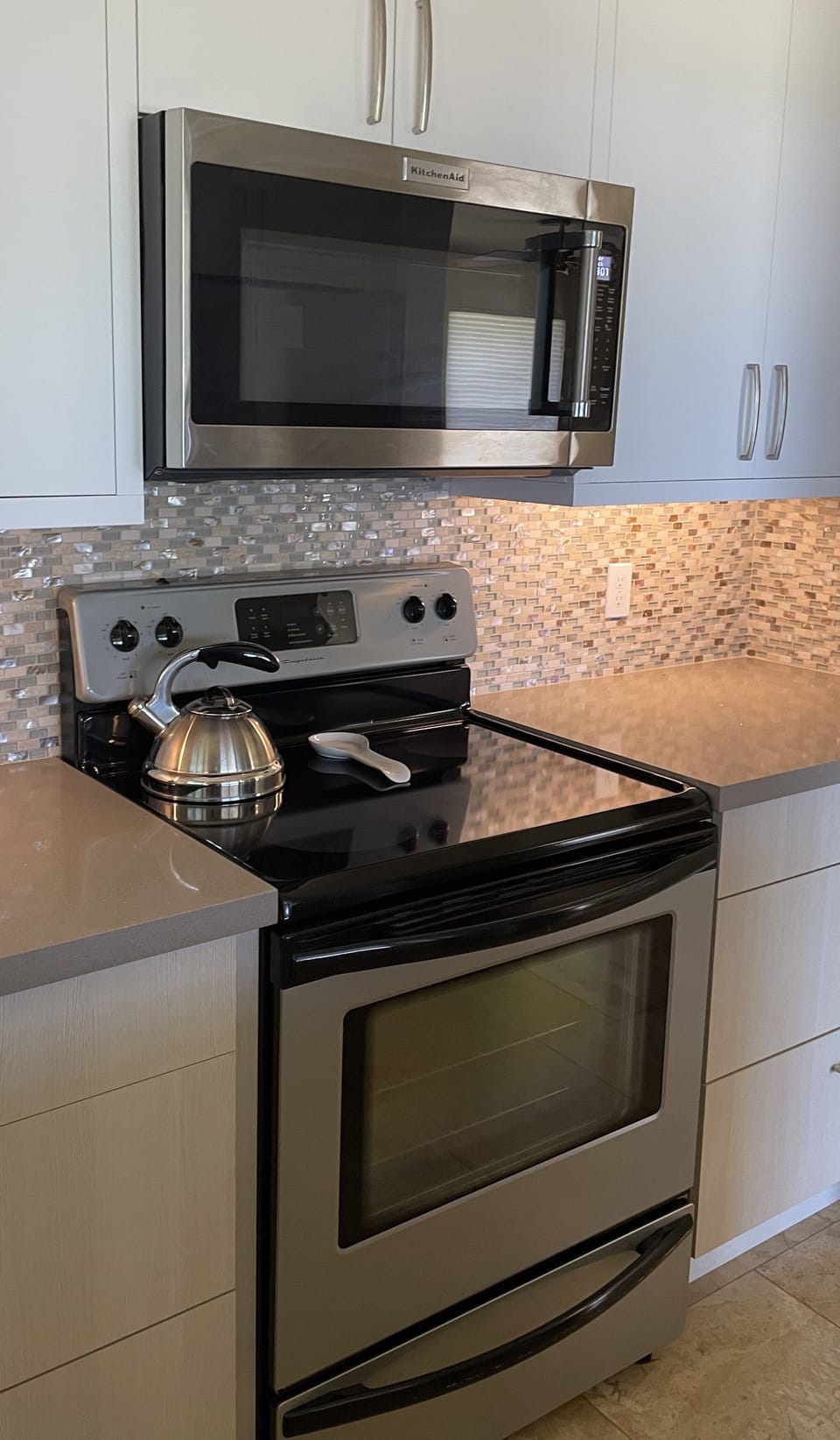 Villa, 3 Bedrooms | Private kitchen | Fridge, oven, coffee/tea maker, toaster