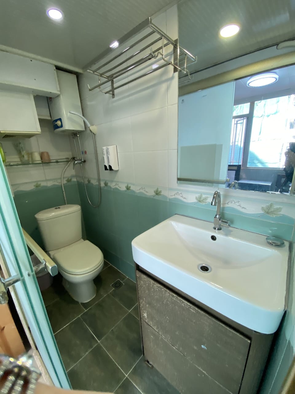 Triple Room | Bathroom shower