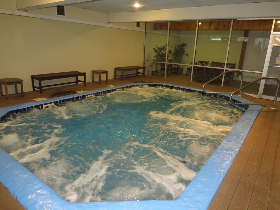 Hot Tub at Clubhouse