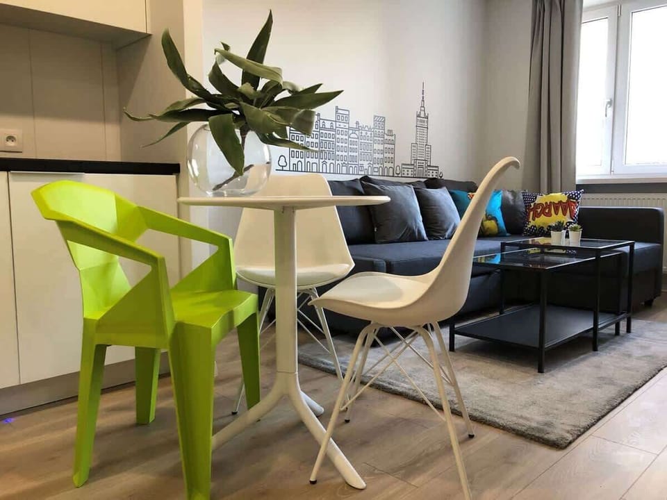Dining table in the living room. 