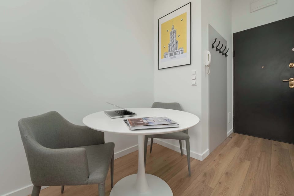 Dining table in the living room. 