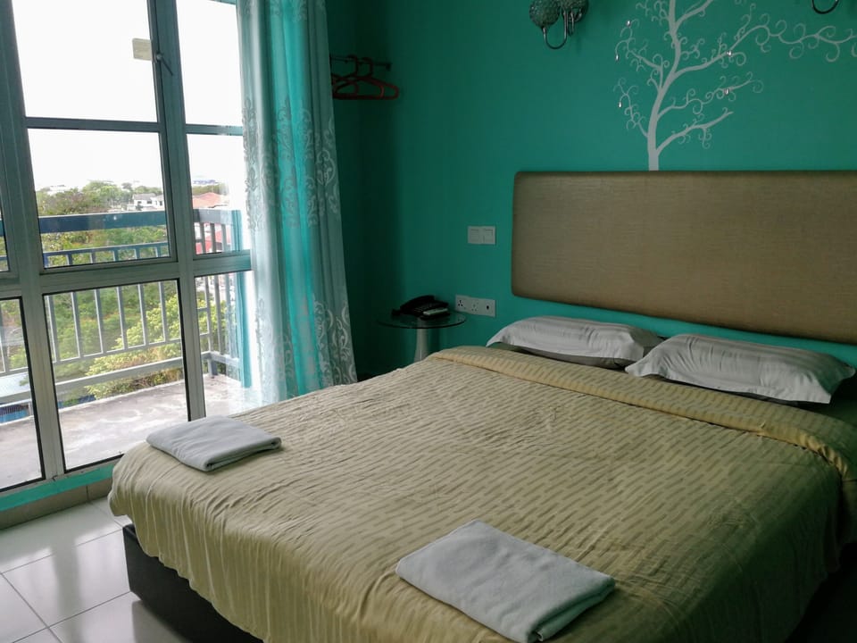 Studio | In-room safe, desk, iron/ironing board, free WiFi