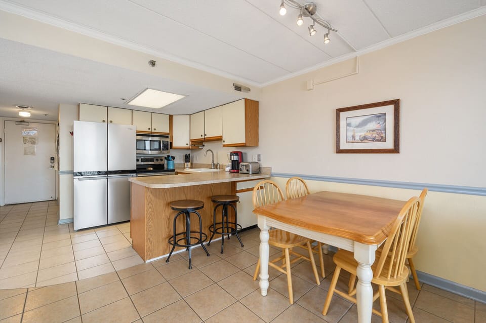 Enjoy a morning meal at the Breakfast Bar!