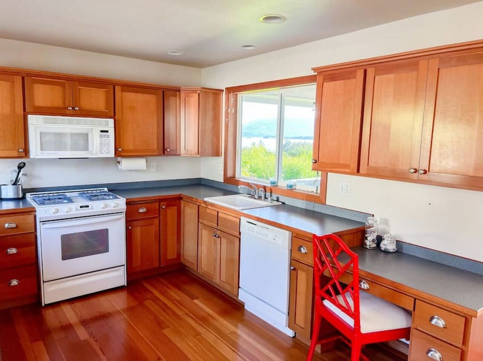 The large kitchen allows you all to enjoy preparing meals together