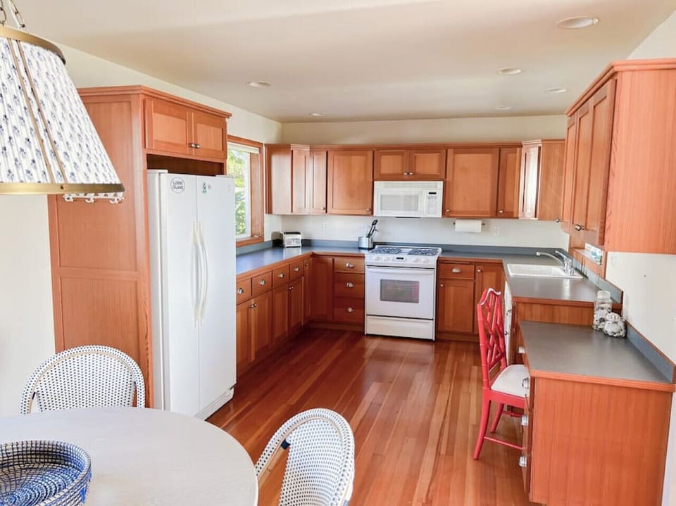 Large and open kitchen space