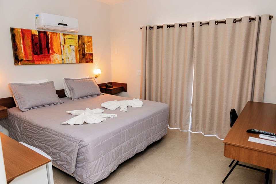 Double Room Single Use, 1 King Bed | Minibar, desk, blackout drapes, rollaway beds (surcharge)