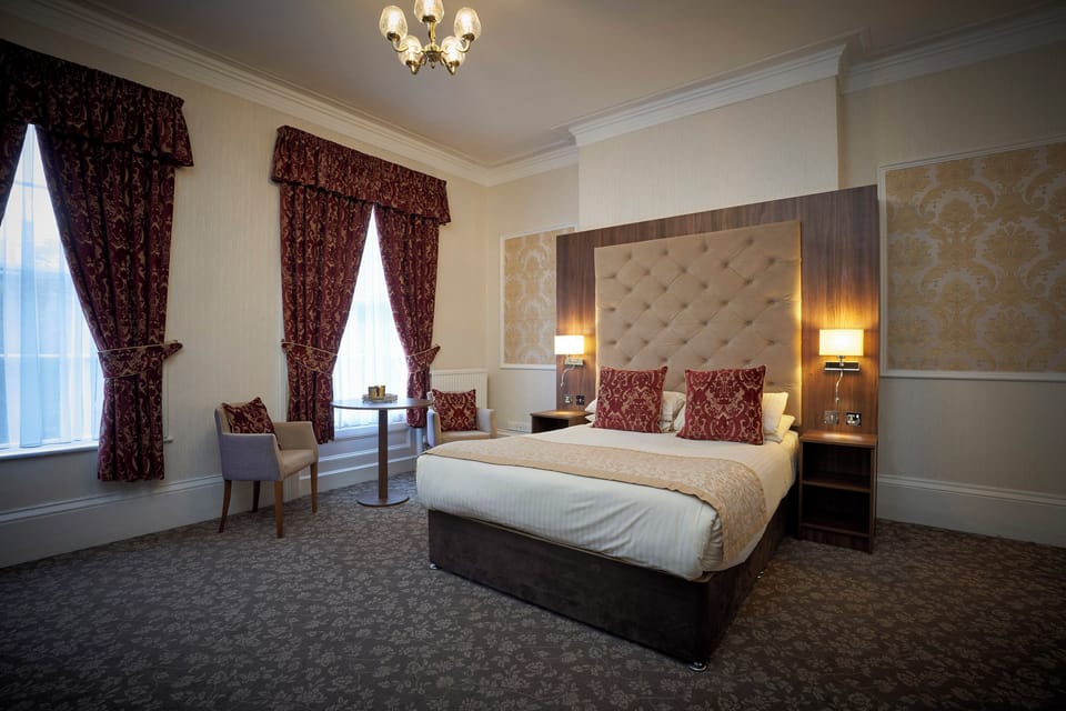 Egyptian cotton sheets, premium bedding, pillowtop beds