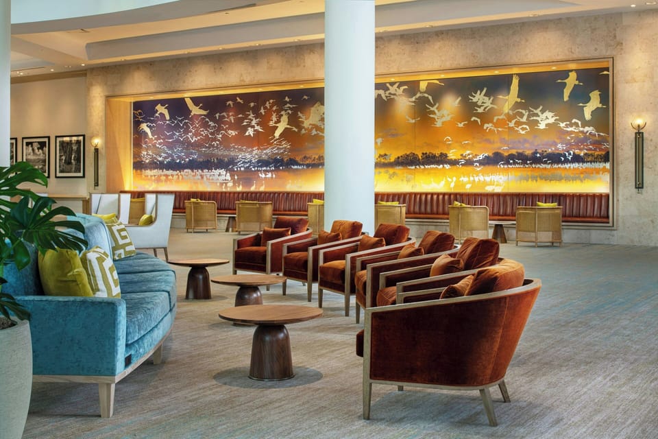 2 bars/lounges, sports bar