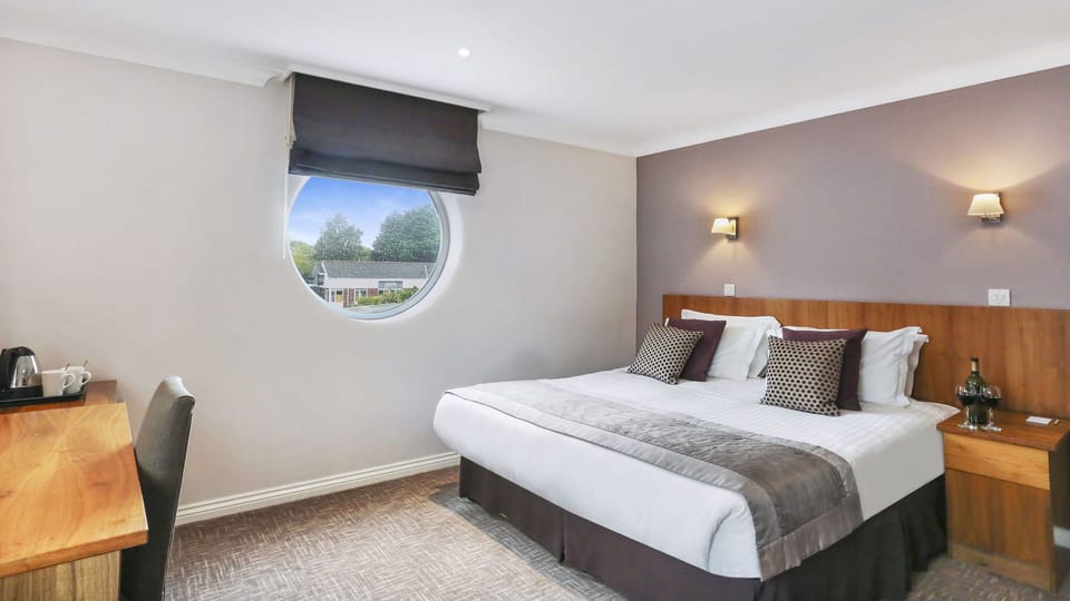 Executive Single Room | In-room safe, desk, iron/ironing board, free WiFi