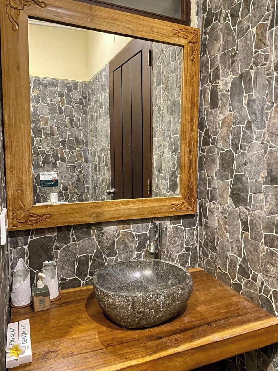 Premium Room, Sea View | Bathroom sink