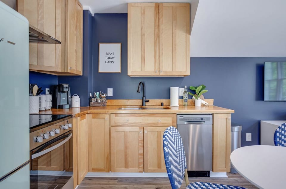 Fully stocked kitchen 