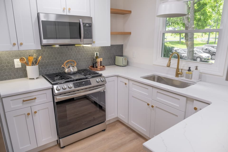 Newly remodeled kitchen with Samsung appliances, gas stove