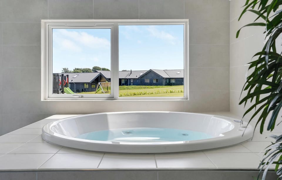 hot-tub