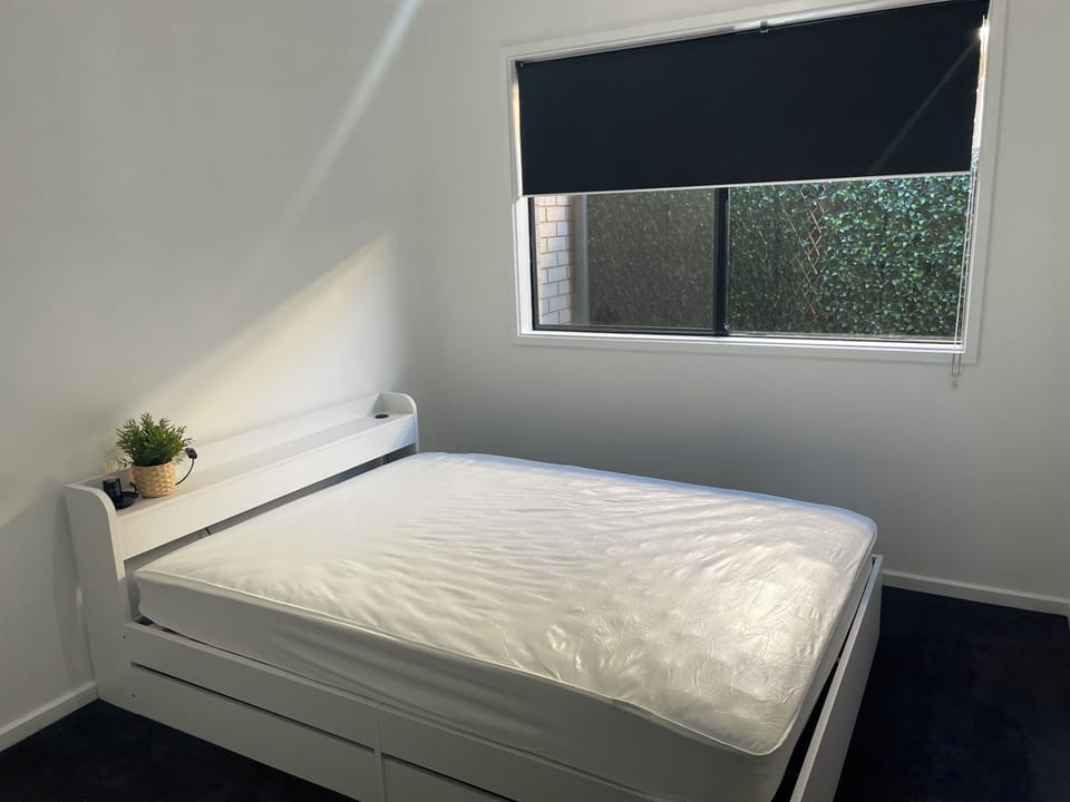 Bedroom 2 - double bed 