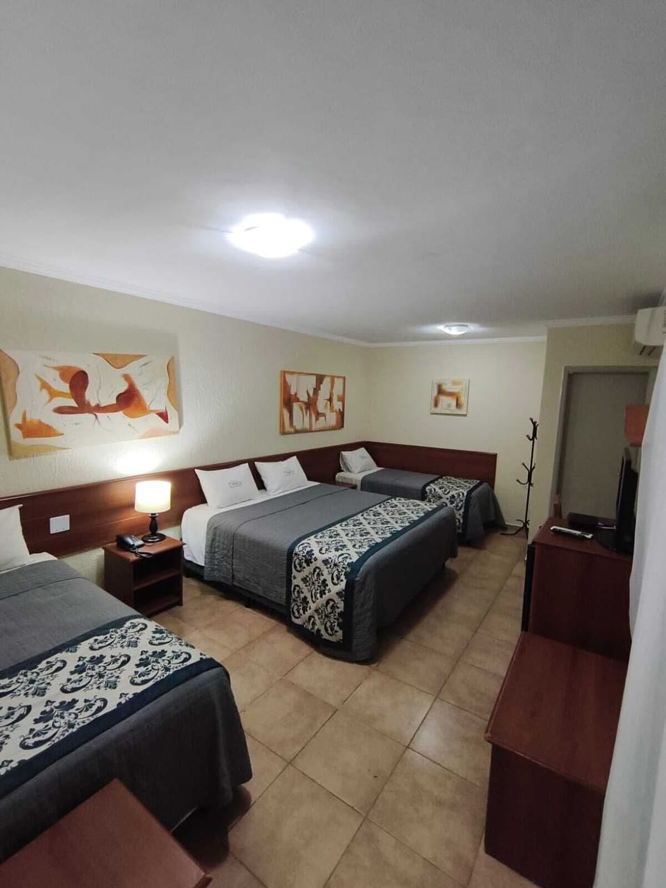 Superior Quadruple Room, Non Smoking, Ensuite | Minibar, in-room safe, desk, laptop workspace