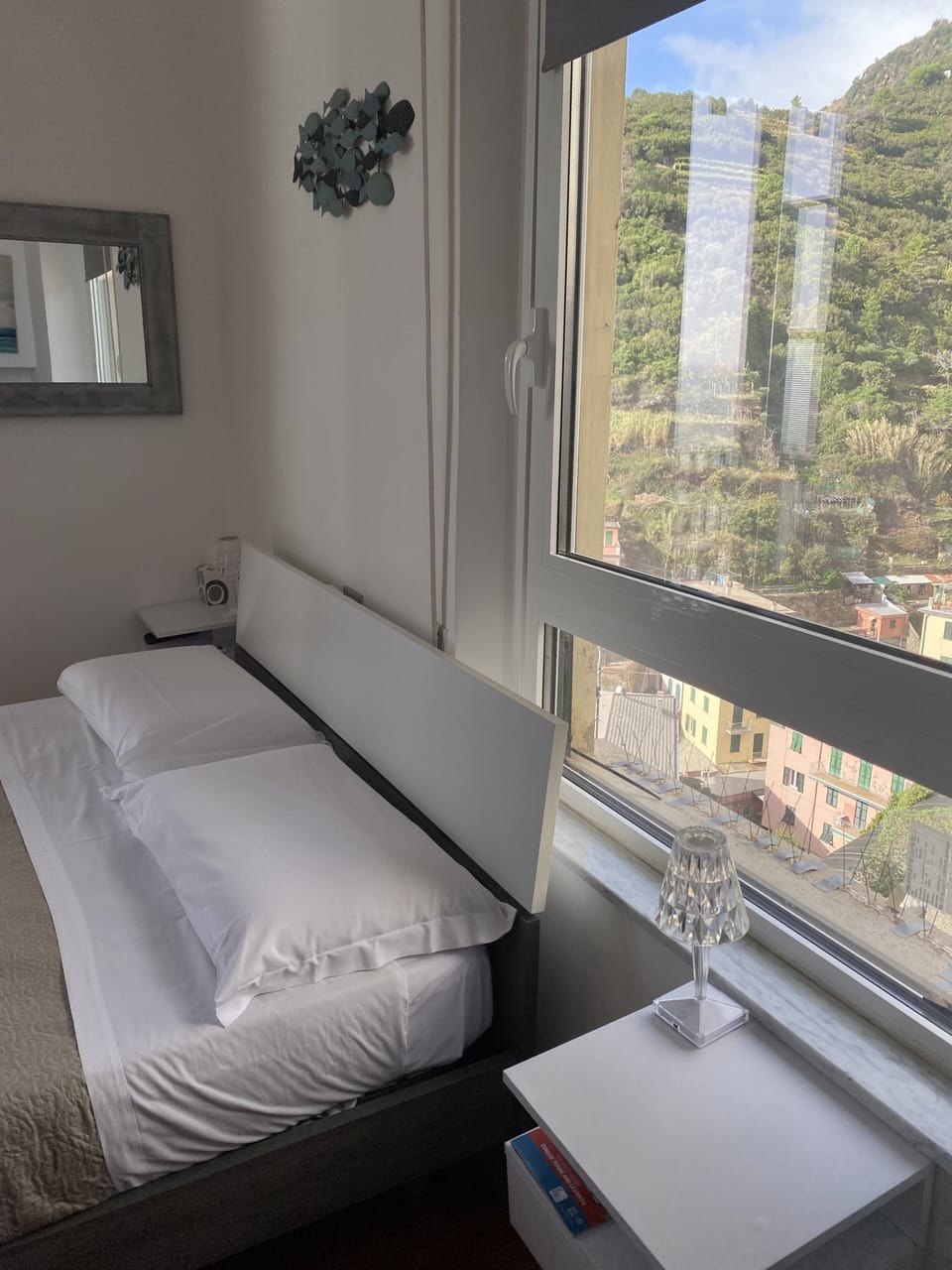 Deluxe Double Room, Sea View (Sol) | Pillowtop beds, WiFi (free), bed sheets