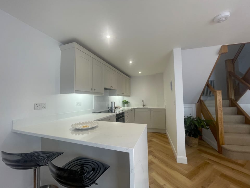 The recently fitted kitchen has all the equipment you need to cook delicious dinners