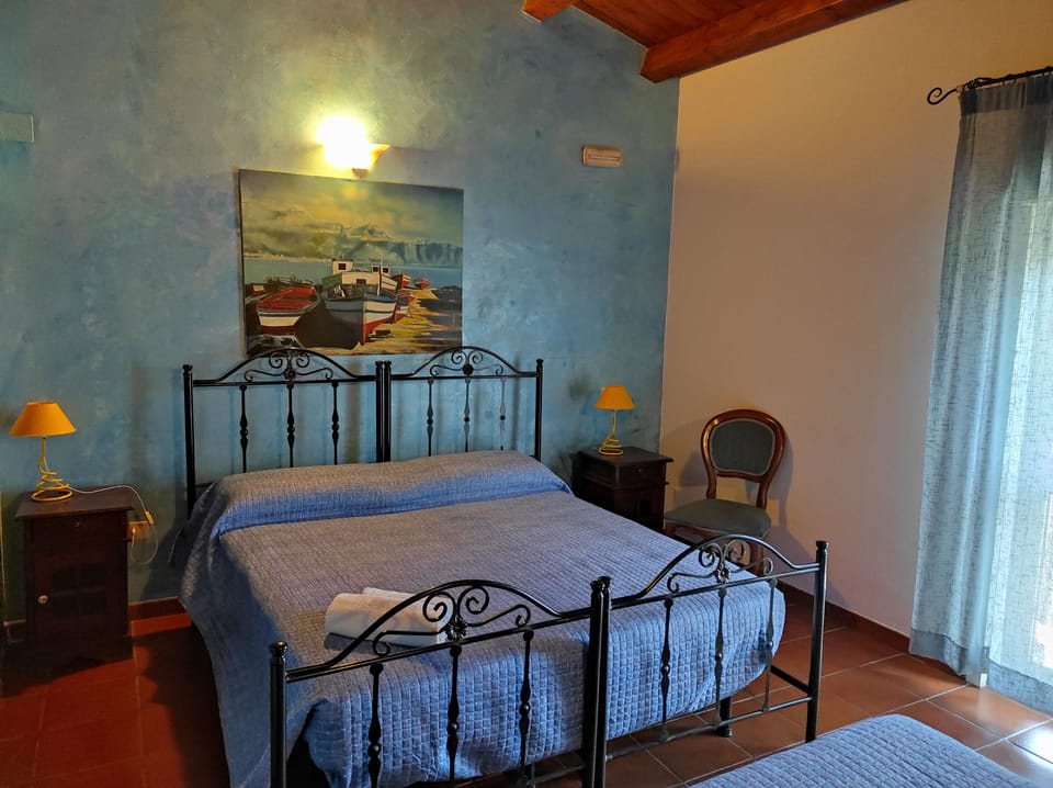 Comfort Triple Room