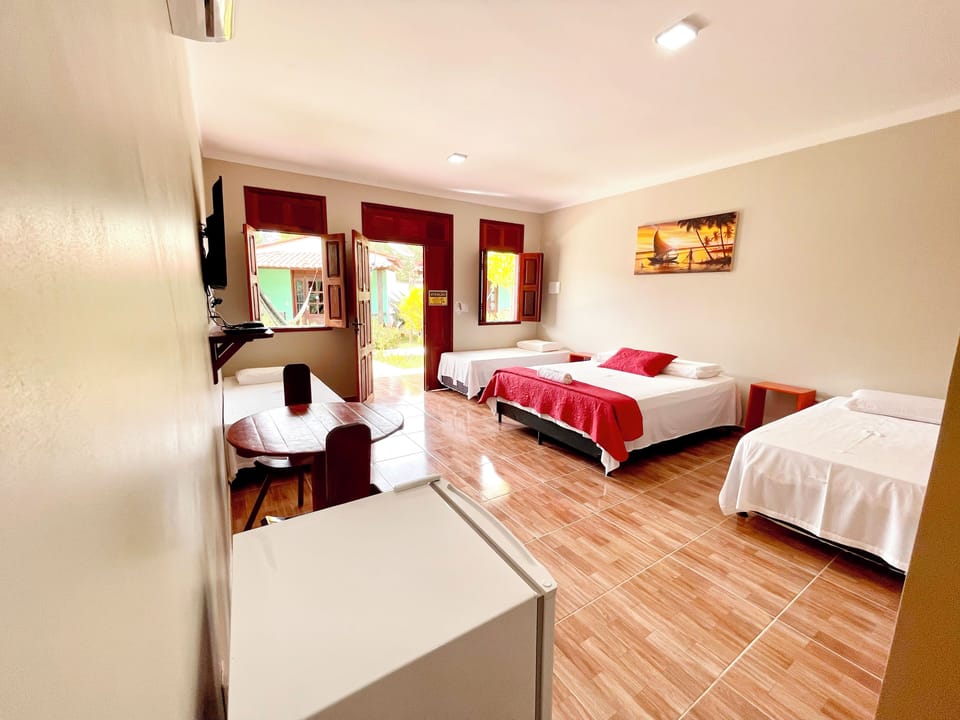 Family Room | Free WiFi, bed sheets