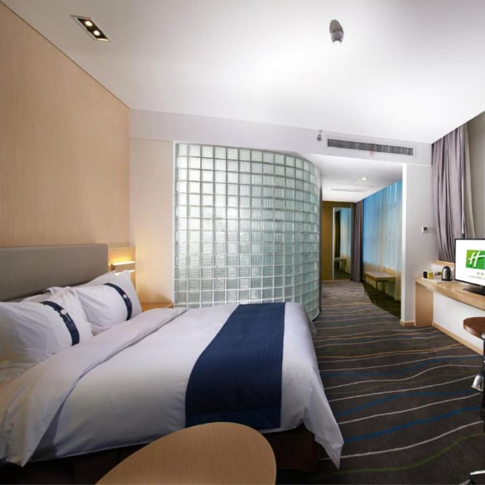 Premium bedding, down comforters, Select Comfort beds, in-room safe