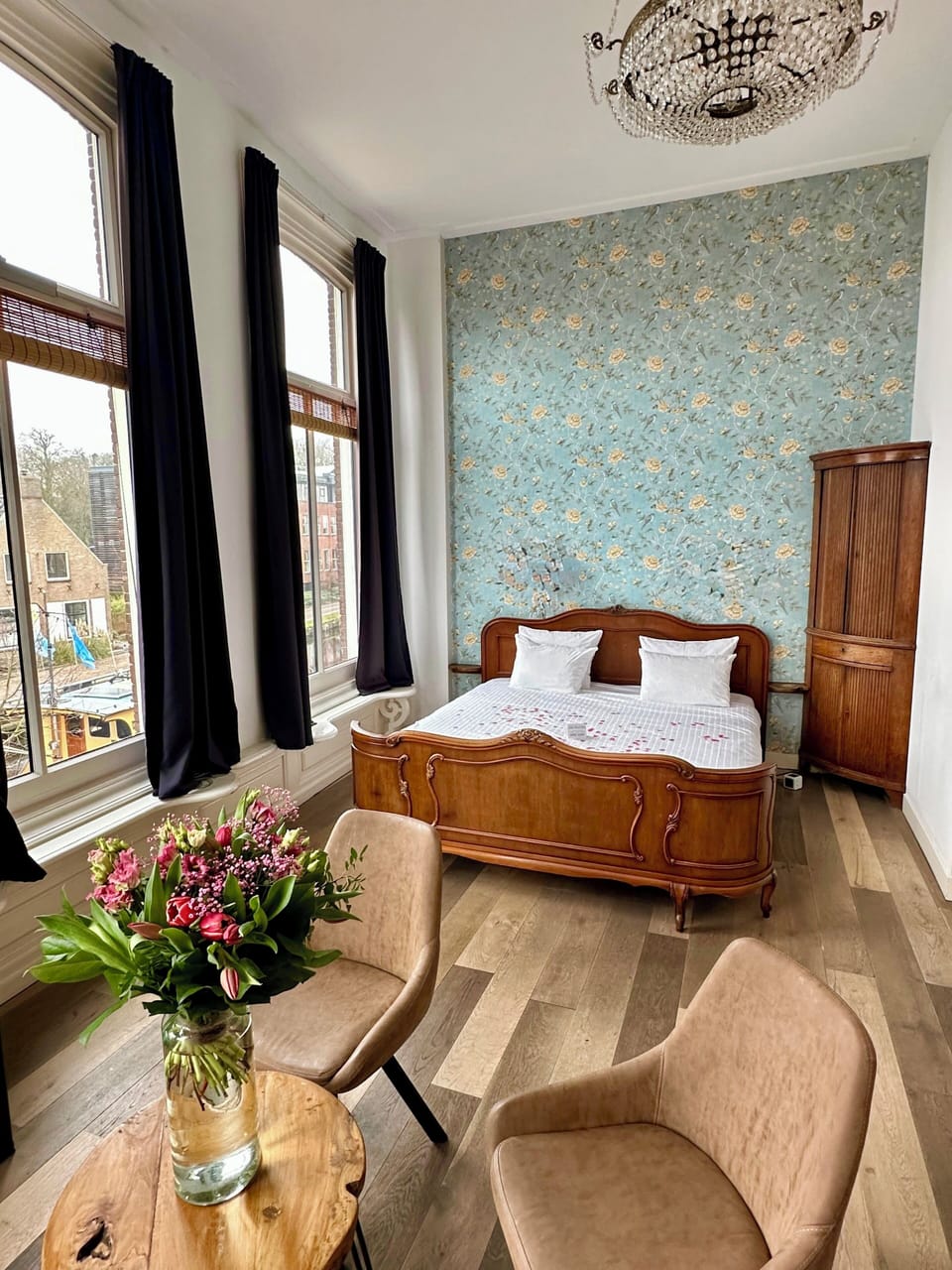 Junior Double Room, 1 King Bed, Balcony, Canal View | Premium bedding, desk, iron/ironing board, free WiFi