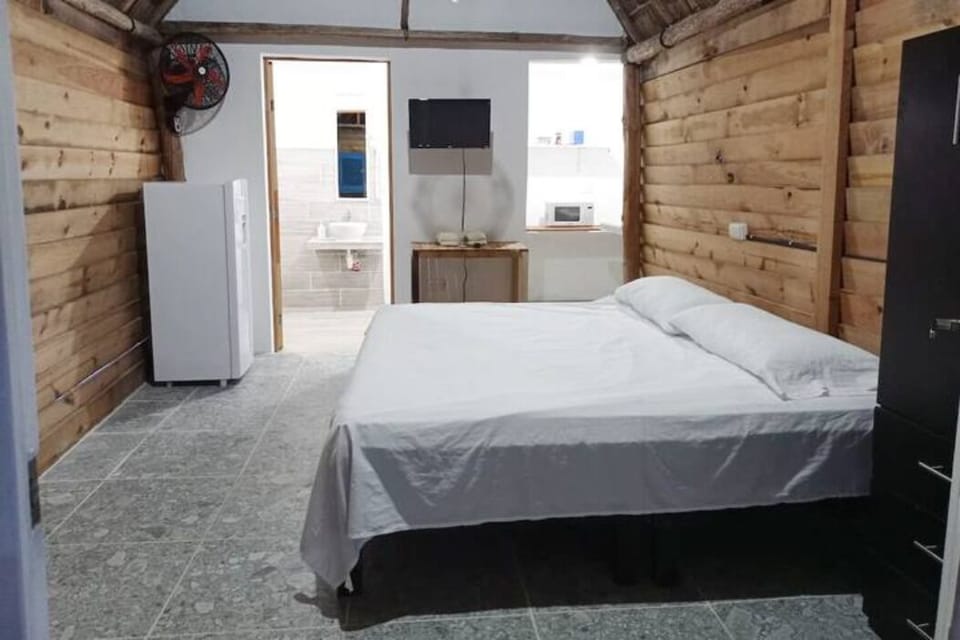 Basic Cabin | 1 bedroom, individually furnished, bed sheets