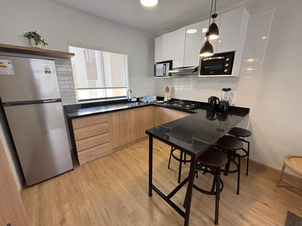 Premium Apartment, 1 King Bed | Private kitchen | Fridge, microwave, cookware/dishes/utensils