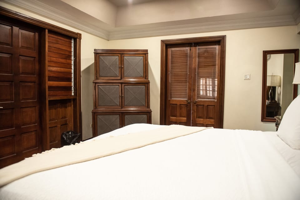 Villa | 8 bedrooms, WiFi (free)