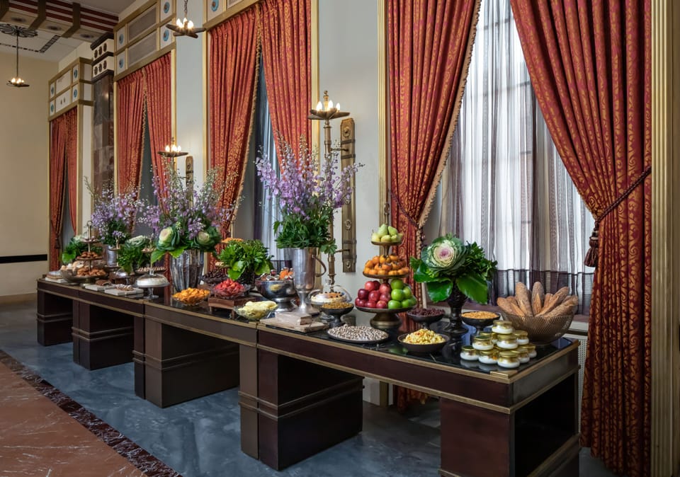 Daily buffet breakfast for a fee