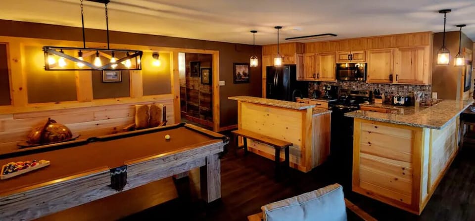 Living Area (3)