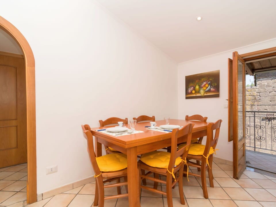 Table, Furniture, Property, Chair, Door, Wood, Picture Frame, Interior Design, Architecture, Kitchen & Dining Room Table