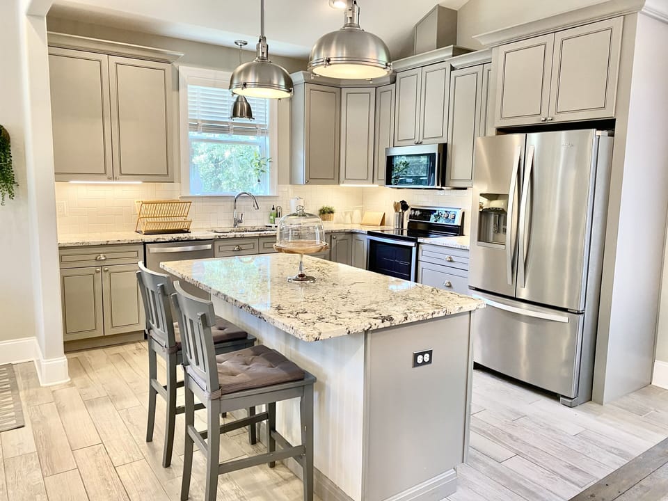 Modern kitchen stocked with all of the kitchen essentials.