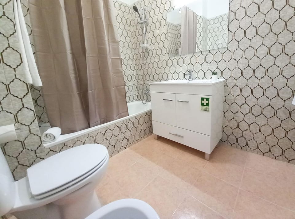 T1 T20 14D A C Vista MAR Fant Stica 80M Praia 4 P Apartment in Quarteira