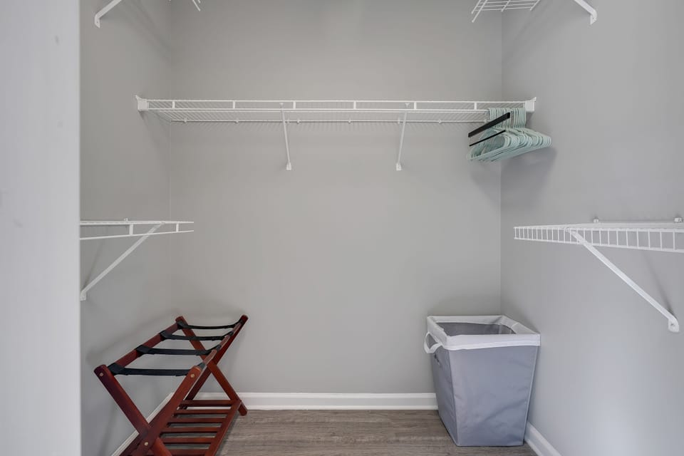 Master Bedroom Closet