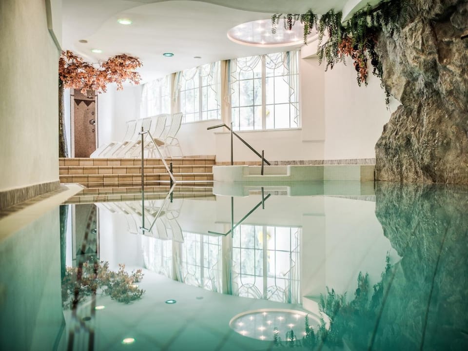 Indoor pool, a waterfall pool
