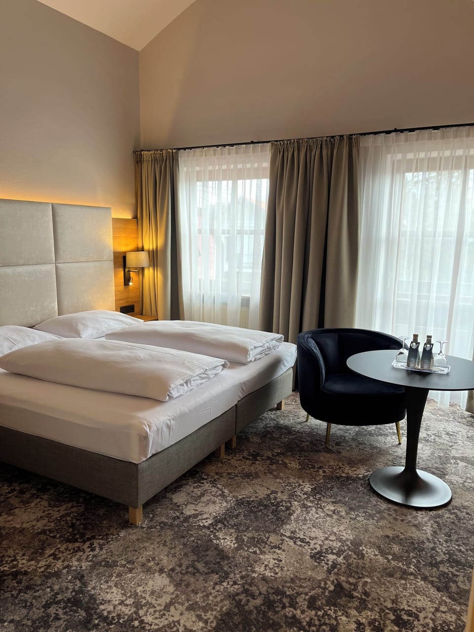Comfort Double or Twin Room | Premium bedding, down comforters, in-room safe, desk