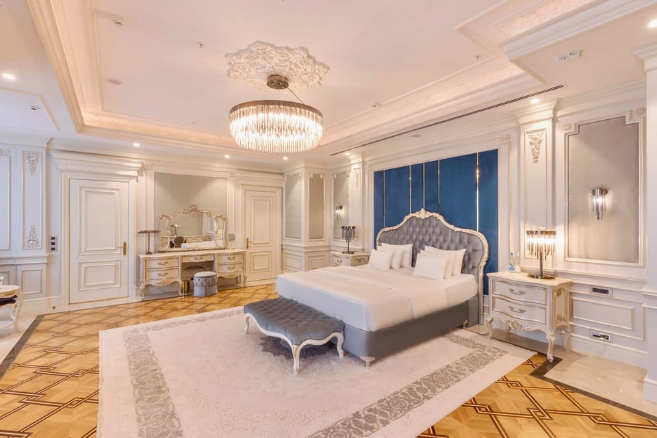 Presidential Suite | Minibar, in-room safe, iron/ironing board, cribs (free)