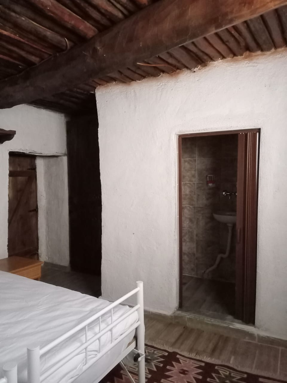Standard Twin Room | Individually decorated, individually furnished, iron/ironing board