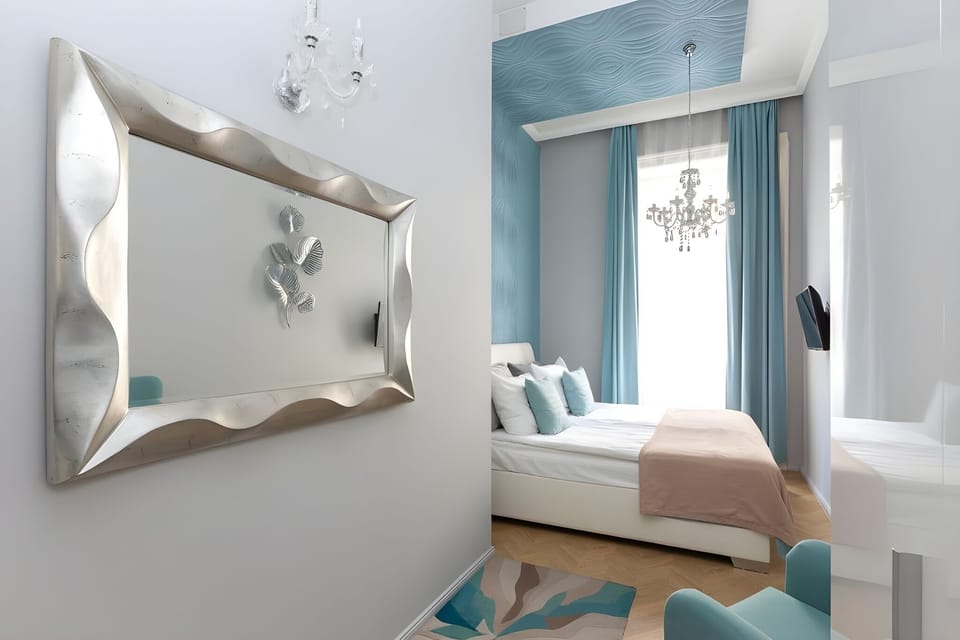 Superior Apartment | Desk, blackout drapes, free WiFi, bed sheets