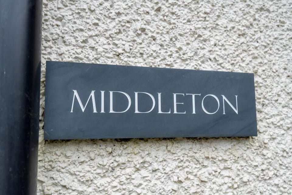Middleton - All dog friendly | In-room safe, individually decorated, individually furnished, desk