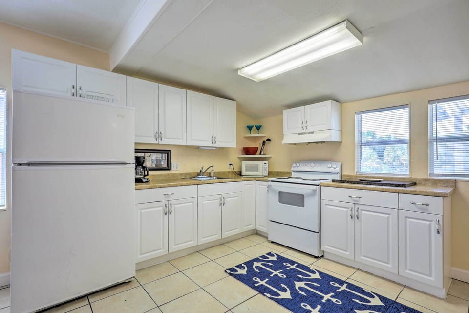 Kitchen | Drip Coffee Maker