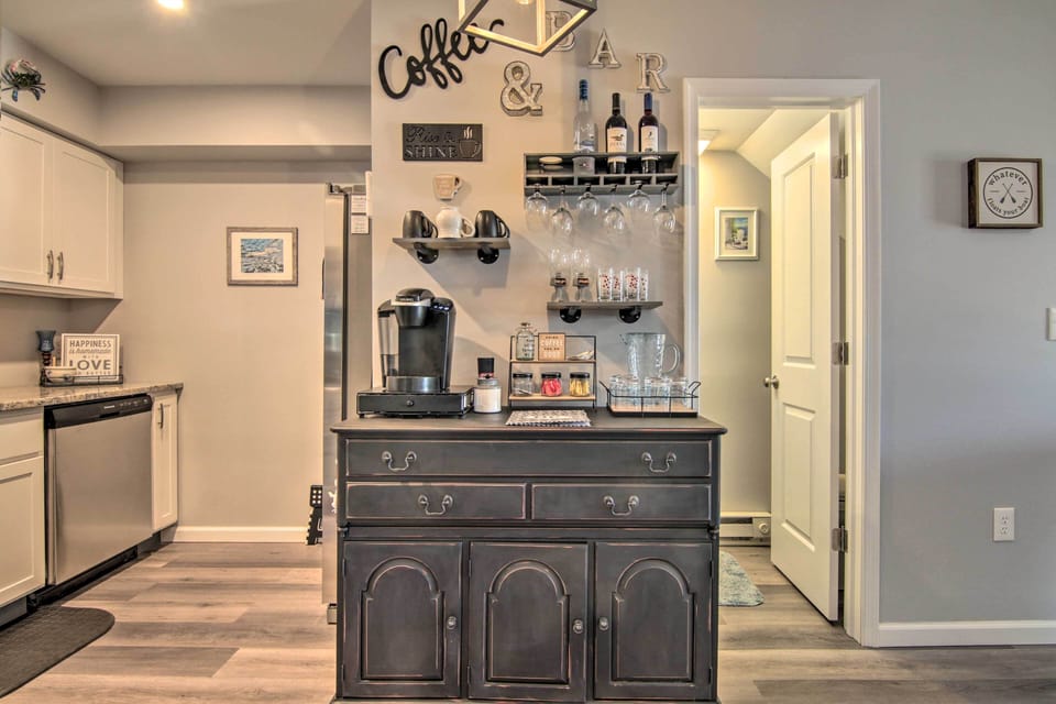 Coffee Bar | 1st Floor | Keurig Coffee Maker