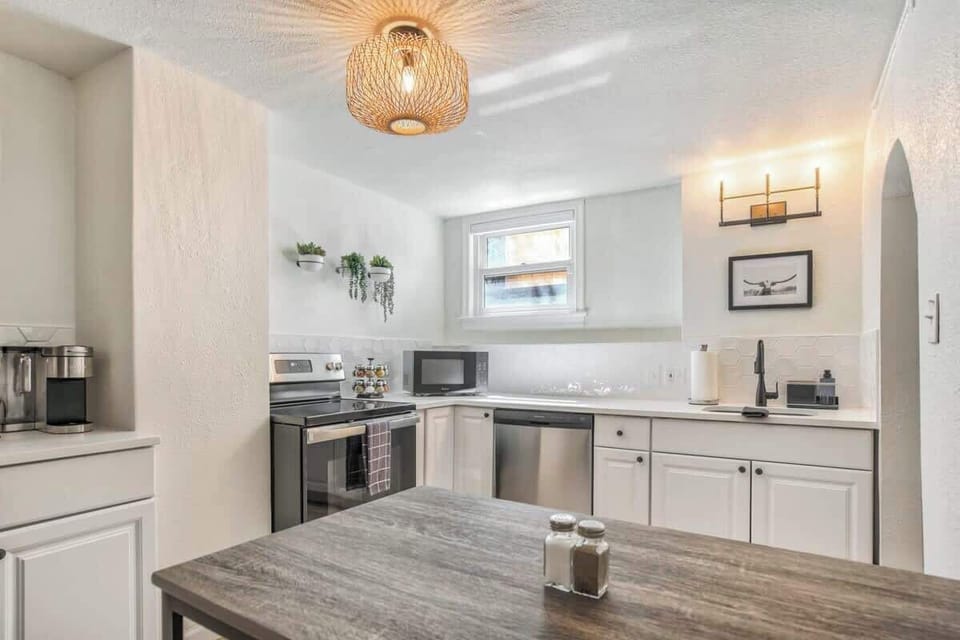 Fully stocked kitchen with all the extras that you could need during your stay! We have tried to think of it all from the basics of pots and pans, to the more sporadic strainer, cookie sheets, and can opener!