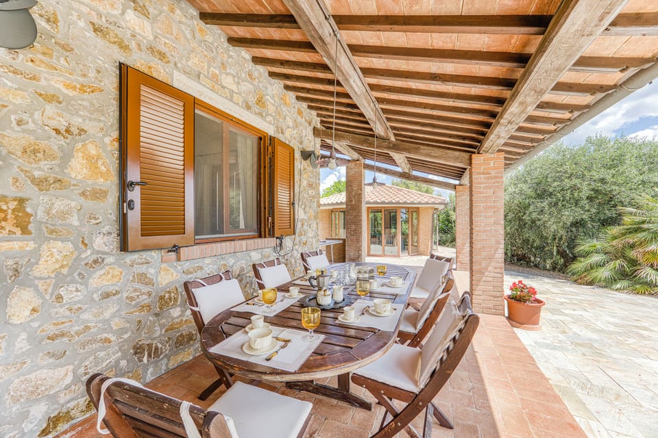 Family Villa, 4 Bedrooms, Balcony, Mountainside (Pool Villa Angela Whirlpool) | Outdoor dining