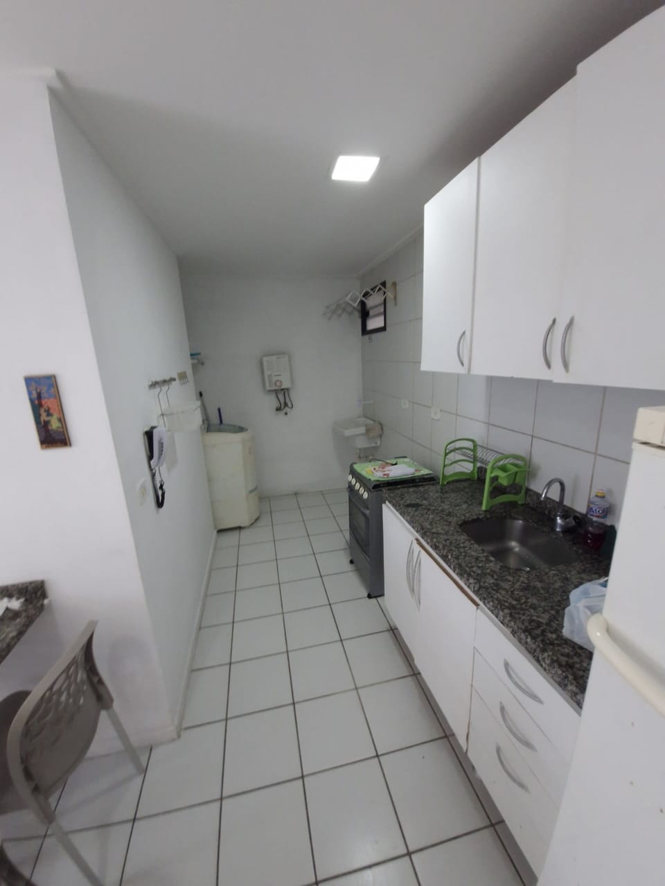 Basic Apartment | Private kitchen | Full-size fridge, microwave, oven, coffee/tea maker