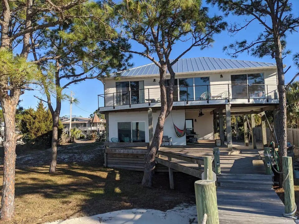 the bottom left portion of the house is this listing.